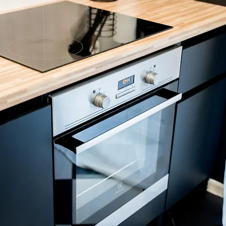 Апартаменти Strzelecka Old Town By Bookinghost *