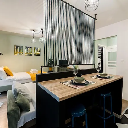 Strzelecka Old Town Apartment *