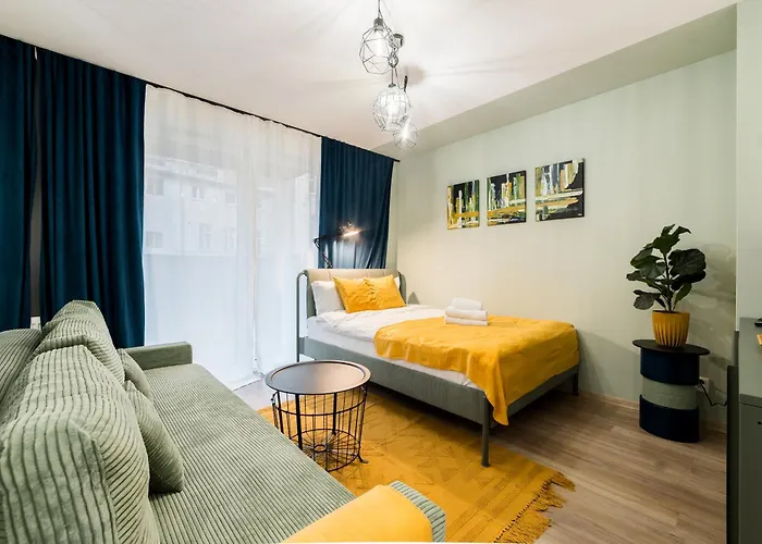 Strzelecka Old Town By Bookinghost